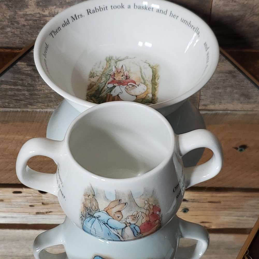 Beatrix Potter's Peter Rabbit Wedgwood 2 piece mug and bowl set - Picture 8 of 12